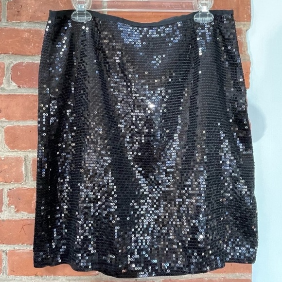 NWT Ann Taylor Black Sequin Skirt, size 10 - Picture 2 of 4